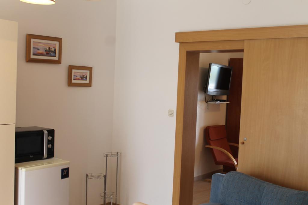 Apartments Roko Kolinda Bibinje Extérieur photo