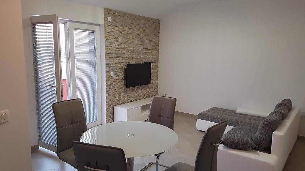 Apartments Roko Kolinda Bibinje Extérieur photo