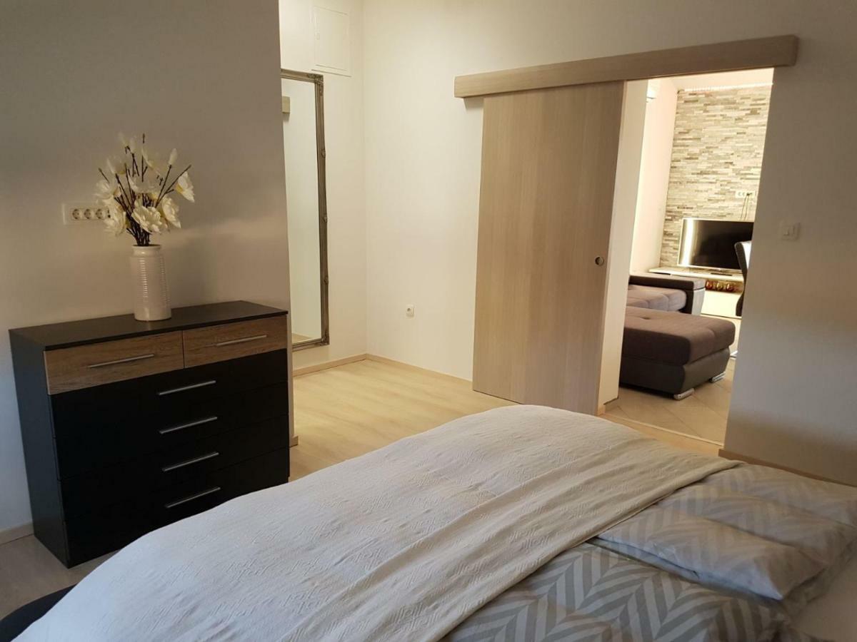 Apartments Roko Kolinda Bibinje Extérieur photo